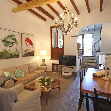 Romaguera 9 Holiday home *